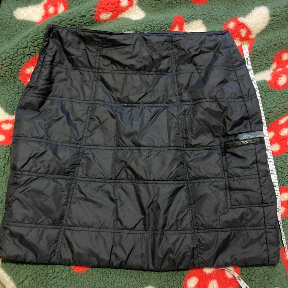 Quilted lightweight puffer miniskirt